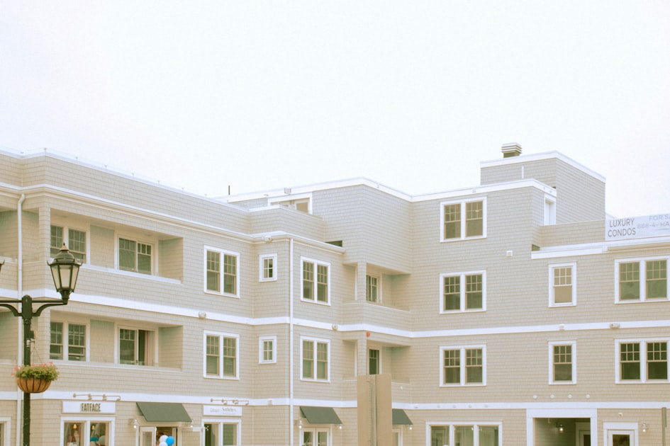 Understanding the Luxury Buying Process